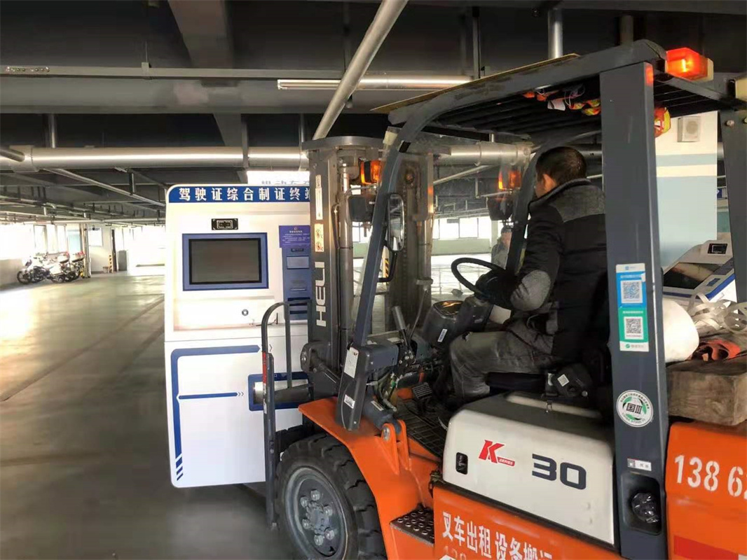 蘇州相城區(qū)叉車租賃，設(shè)備搬運(yùn)